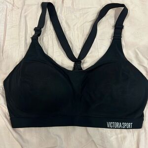 Victoria Secret Sport lightweight sports bra in Black. Size 36D. Great find.